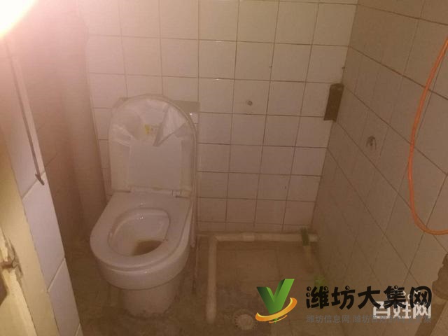 32萬購教師公寓，二樓三室朝陽，領(lǐng)包入住